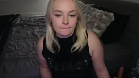 Snapshot of margot_robbie7 chatting on 05/31/26, 01:36 margot_robbie7 online show from 05/31/26, 01:36