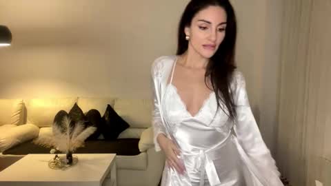 Margot online show from 11/16/25, 10:15