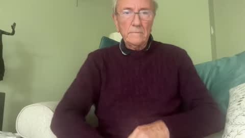 marhea online show from 10/15/25, 02:17