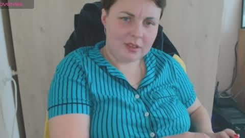 Mari online show from 10/12/25, 09:30