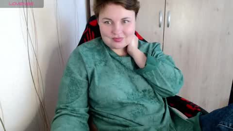 Mari online show from 10/27/25, 06:50