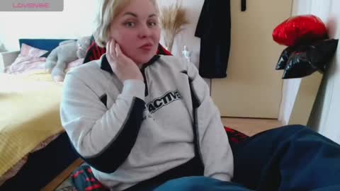 Mari online show from 03/24/26, 07:24