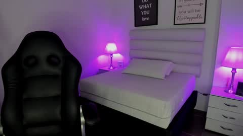 Snapshot of mari_salgado chatting on 01/15/25, 11:10 mari_salgado online show from 01/15/25, 11:10