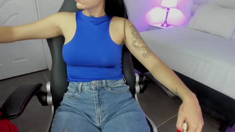 Snapshot of mari_salgado chatting on 01/28/25, 11:28 mari_salgado online show from 01/28/25, 11:28