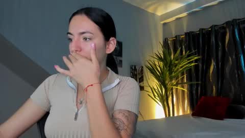 Snapshot of mari_salgado chatting on 09/12/25, 01:55 mari_salgado online show from 09/12/25, 01:55