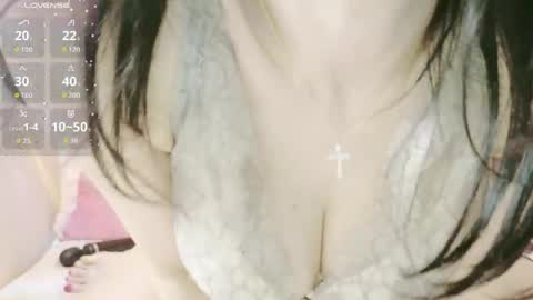 Snapshot of mari_tokyo chatting on 05/27/26, 10:56 mari_tokyo online show from 05/27/26, 10:56