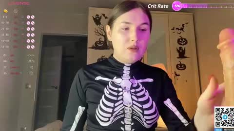 Maria online show from 10/31/25, 07:53