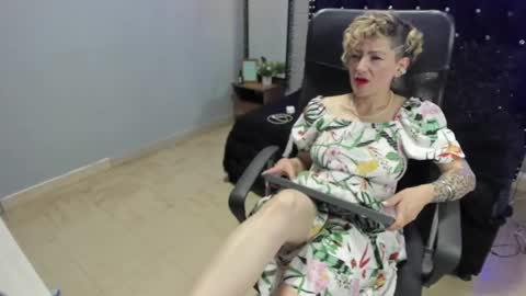 Maria fernanda online show from 12/15/24, 03:56