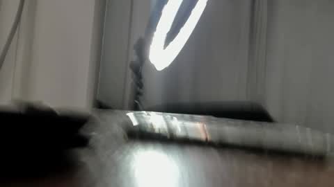 Maria  online show from 12/04/25, 11:30