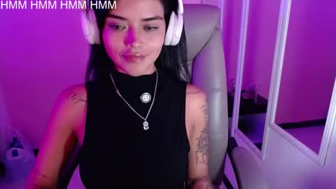 Snapshot of maria_jones chatting on 07/25/26, 12:20 Instagram soymj01 online show from 07/25/26, 12:20