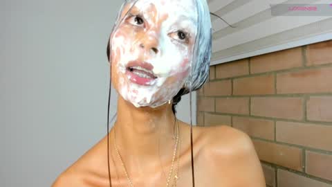 Snapshot of maria_sofii chatting on 12/22/24, 03:33 S O F I A model independent online show from 12/22/24, 03:33