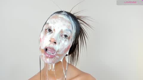 Snapshot of maria_sofii chatting on 01/27/25, 02:35 S O F I A model independent online show from 01/27/25, 02:35