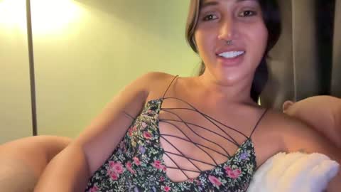Snapshot of mariafatale_00 chatting on 01/08/25, 03:08 Maria online show from 01/08/25, 03:08