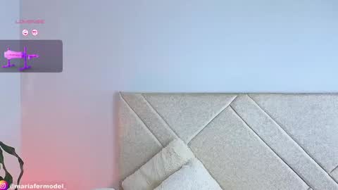 Snapshot of mariafer05 chatting on 12/31/24, 06:35 Maria Fer online show from 12/31/24, 06:35