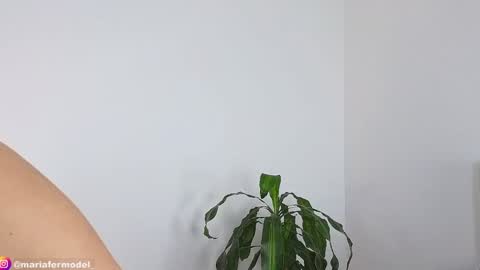 Snapshot of mariafer05 chatting on 01/02/25, 06:01 Maria Fer online show from 01/02/25, 06:01