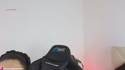 Snapshot of mariafer05 chatting on 01/03/25, 06:14 Maria Fer online show from 01/03/25, 06:14