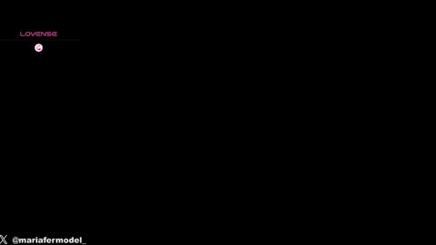 Snapshot of mariafer05 chatting on 01/05/25, 08:10 Maria Fer online show from 01/05/25, 08:10