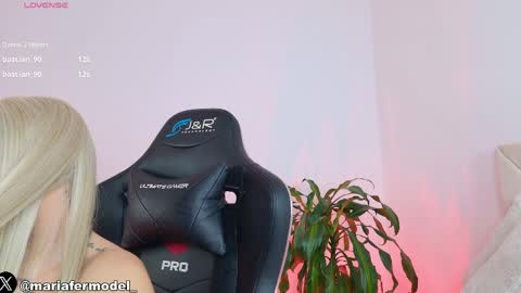 Maria Fer online show from 04/01/26, 04:26