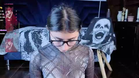 Maria online show from 10/07/25, 07:33