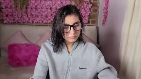 Maria online show from 03/18/26, 07:17