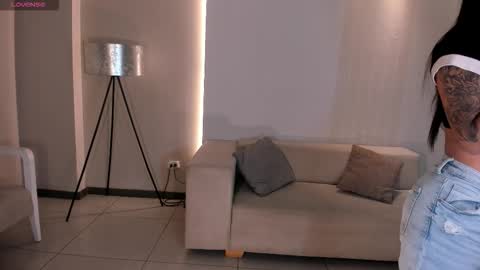 MARIA HERRERA  online show from 12/01/25, 01:43