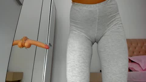 Snapshot of marialove221 chatting on 01/13/26, 05:51 MariaLove online show from 01/13/26, 05:51