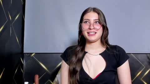 Snapshot of mariam_scott18 chatting on 12/28/24, 08:05 Mariam online show from 12/28/24, 08:05