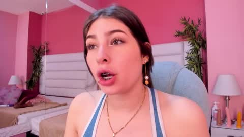 Snapshot of mariam_scott18 chatting on 10/11/25, 03:50 Mariam online show from 10/11/25, 03:50