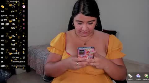   Mariam Castiblanco online show from 01/28/25, 05:32