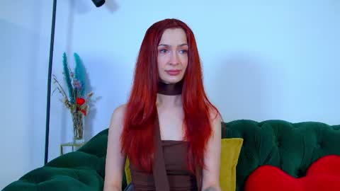 Snapshot of mariamenson chatting on 06/23/26, 06:22 MariaMenson online show from 06/23/26, 06:22