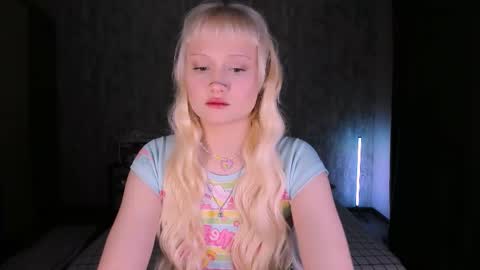 Maria online show from 11/09/25, 01:42