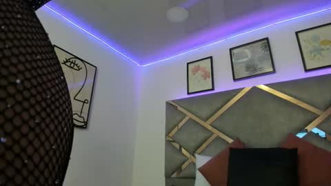 Snapshot of marian_pinzon chatting on 03/04/25, 02:38 Marian online show from 03/04/25, 02:38