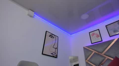 Snapshot of marian_pinzon chatting on 03/08/25, 02:55 Marian online show from 03/08/25, 02:55