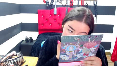 Marian online show from 01/14/25, 03:53