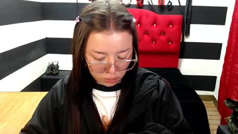 Marian online show from 02/17/25, 03:04