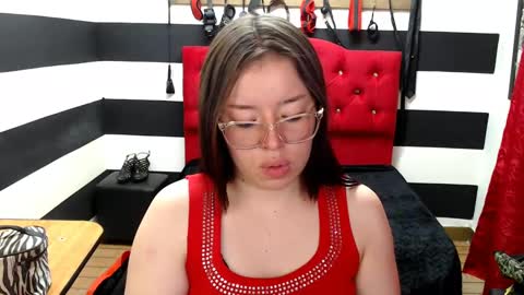 Marian online show from 02/19/25, 02:33