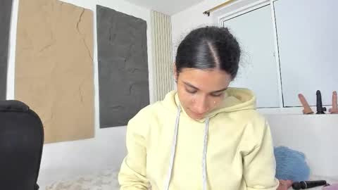 Marian online show from 11/22/25, 10:36