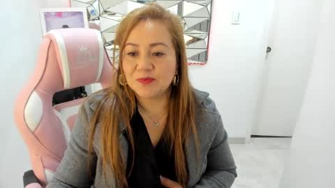 Snapshot of mariana01_m chatting on 06/13/26, 10:57 mariana01_m online show from 06/13/26, 10:57