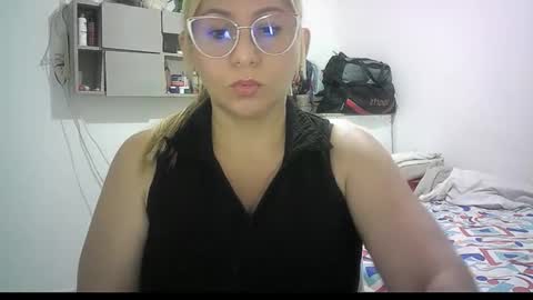mariana995649 online show from 05/17/26, 02:57