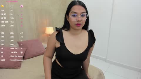 Mariana Allen online show from 02/18/25, 03:31