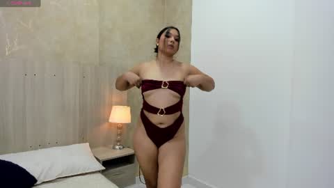Snapshot of mariana_allen chatting on 06/11/26, 07:45 Mariana Allen online show from 06/11/26, 07:45