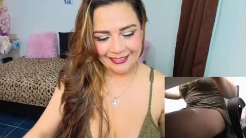 Mariana online show from 05/27/26, 04:42