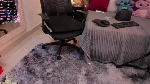 Mar y online show from 11/25/25, 03:01