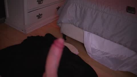 Mariana Castro online show from 10/15/25, 03:28