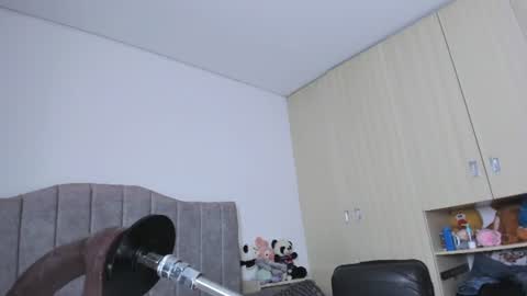 Snapshot of mariana_castro9 chatting on 06/24/26, 03:11 Mariana Castro online show from 06/24/26, 03:11