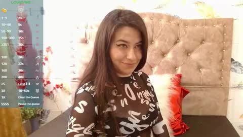 Mariana online show from 01/10/26, 04:42