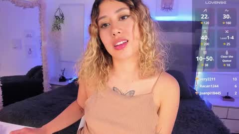 Mariana online show from 12/29/24, 10:34