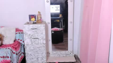      M A R I A N A       online show from 02/01/25, 02:45