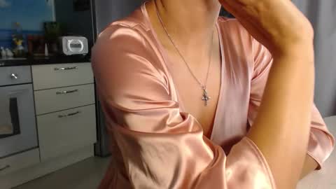 MarianaMur online show from 09/17/25, 05:42