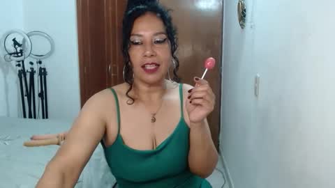 mariana_night online show from 04/27/26, 04:43